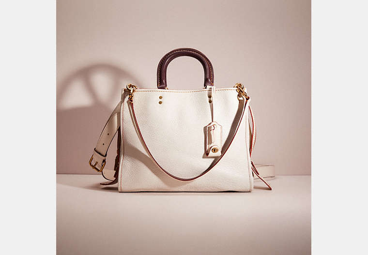 COACH®,RESTORED ROGUE,Glovetanned Pebble Leather,Brass/Chalk,Front View