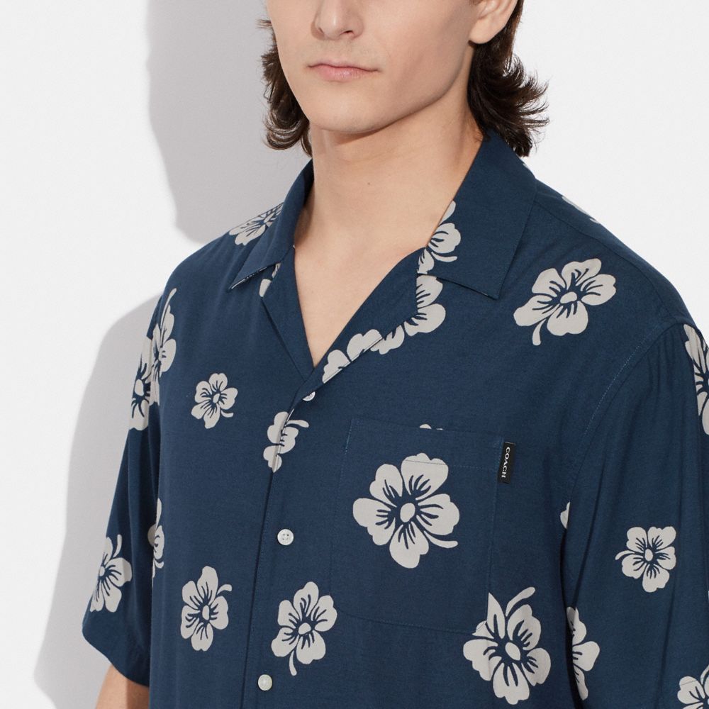 COACH®,CHEMISE À COL CAMP ALOHA,DENIM MULTI,Detail View