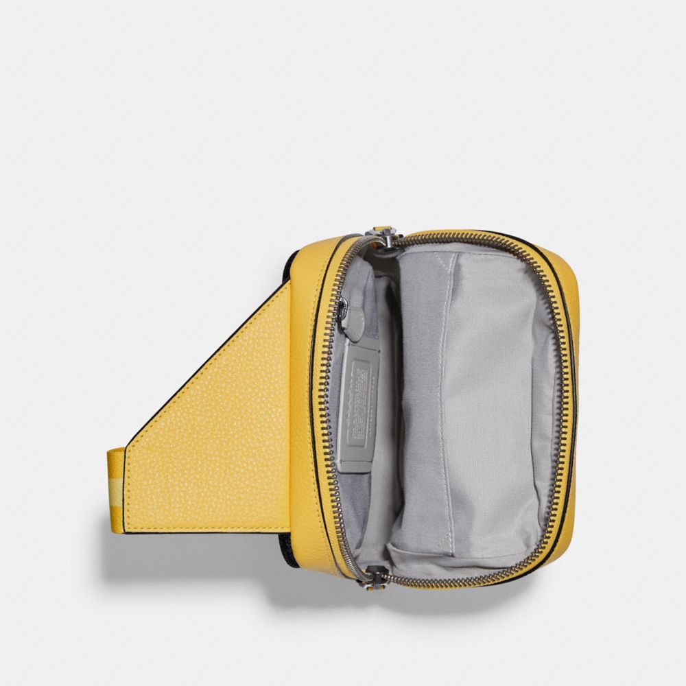 COACH® | Turner Pack In Signature Jacquard