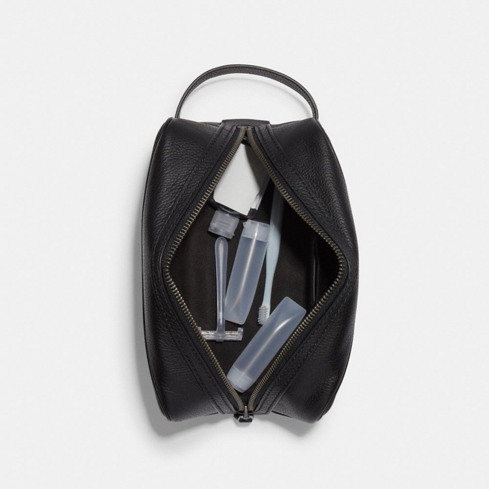 Large Travel Kit With Dreamy Leaves Print