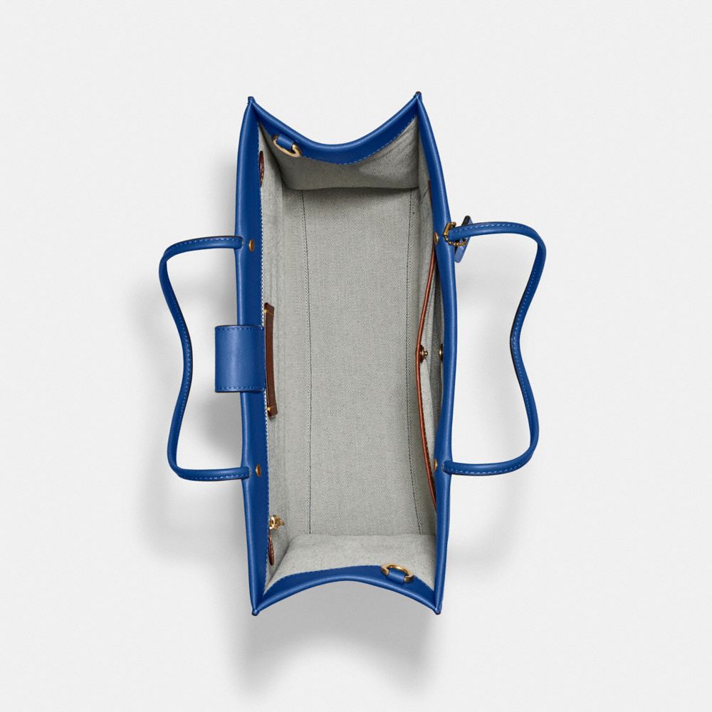 COACH®,Cashin Carry 32,,Inside View,Top View