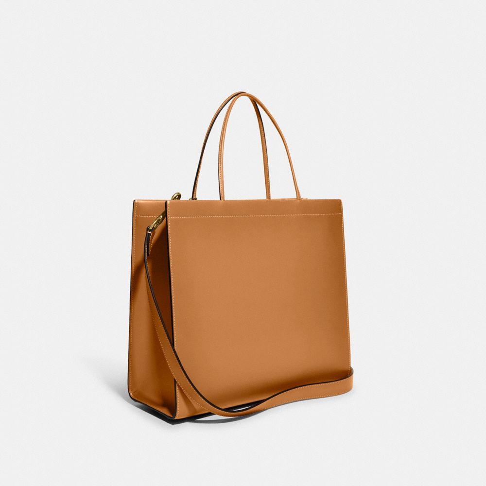 Cashin Carry 32 With Zabar's Graphic