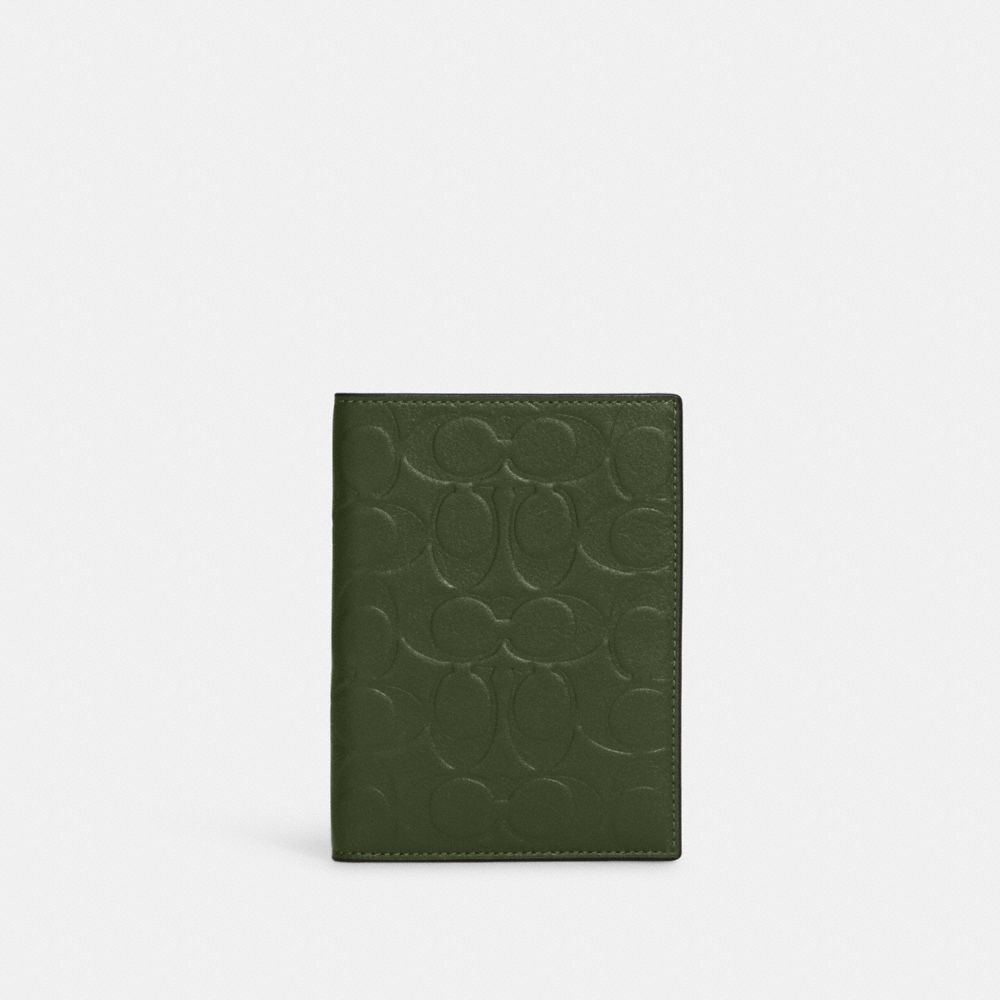 COACH OUTLET® | Passport Case In Signature Leather