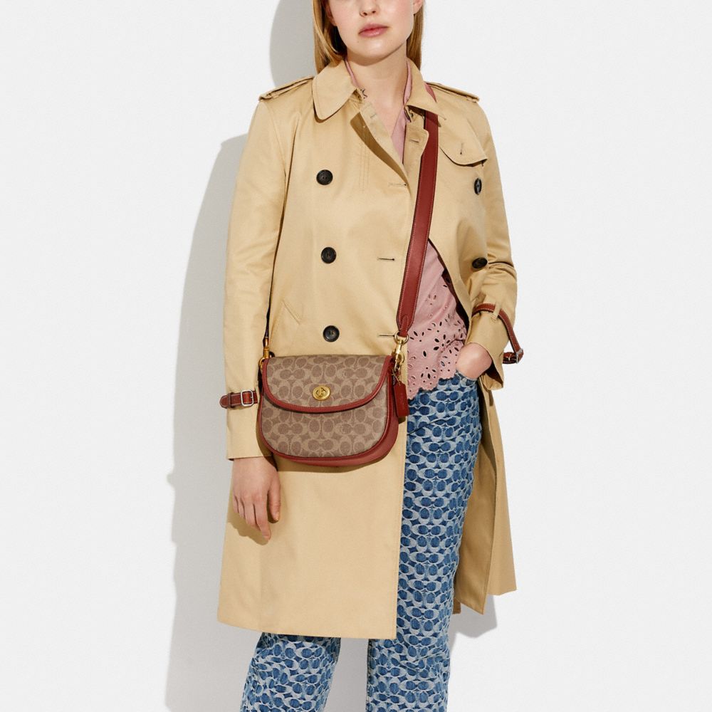 Willow Saddle Bag In Signature Canvas
