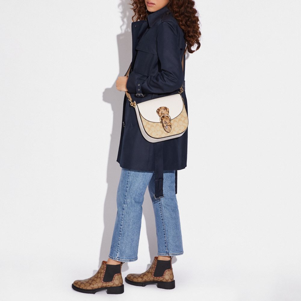 Kleo Shoulder Bag 23 In Blocked Signature Canvas