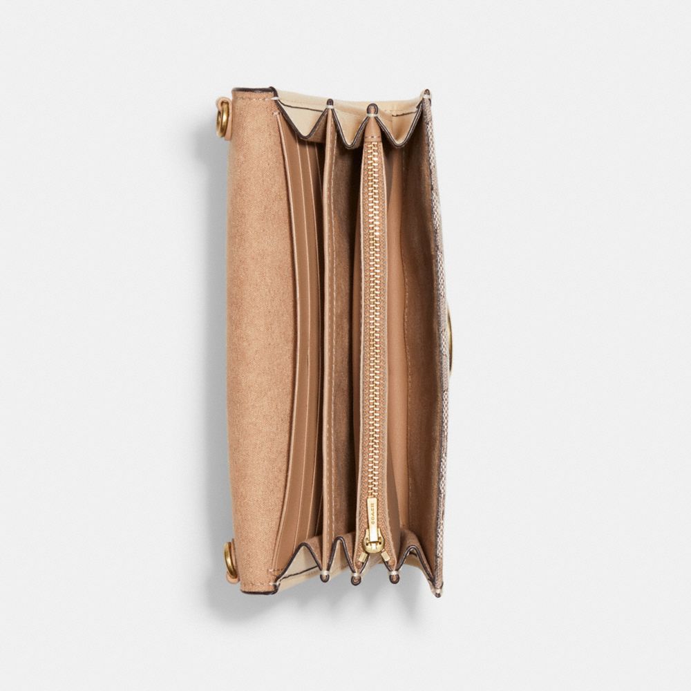 Tabby Chain Clutch In Signature Jacquard