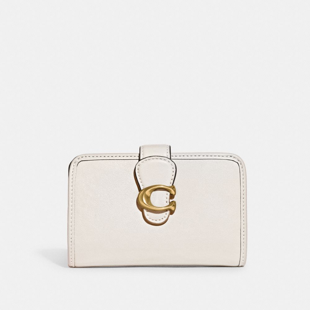 Small white coach discount wallet