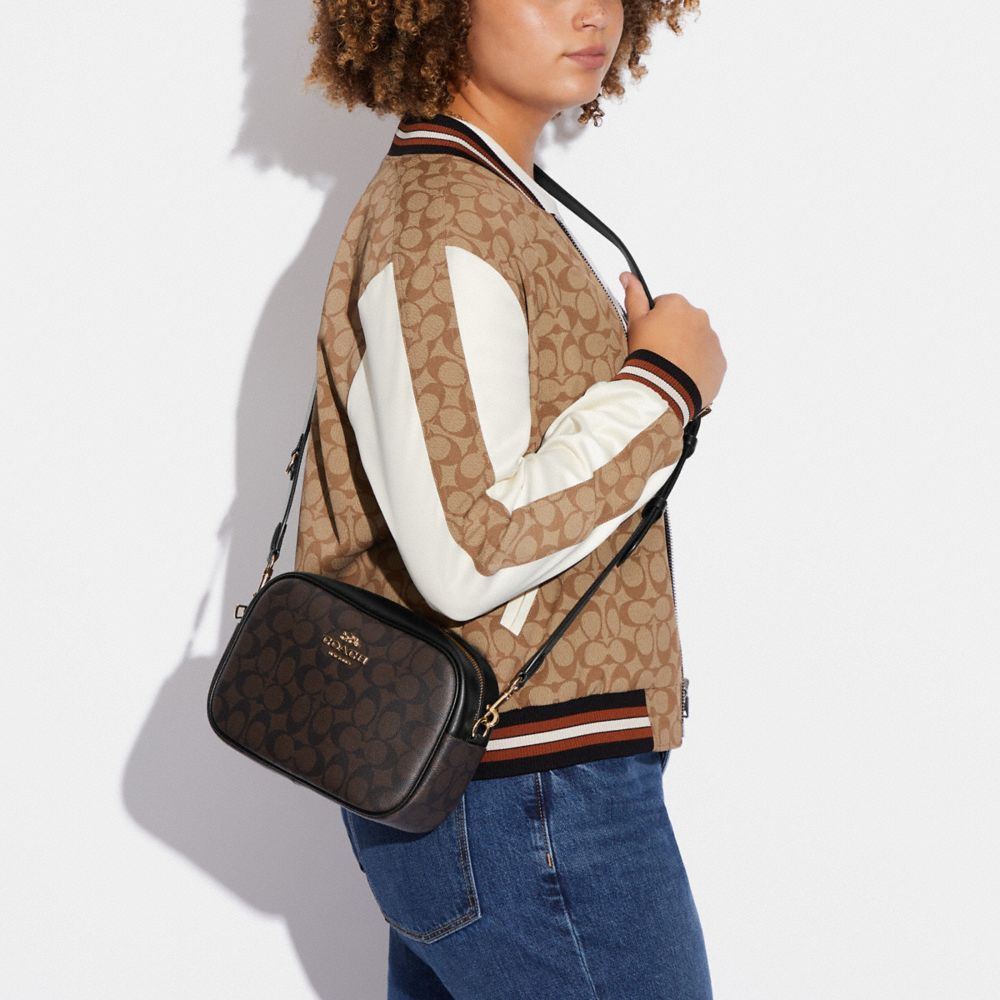 COACH OUTLET®  Jamie Camera Bag In Signature Canvas