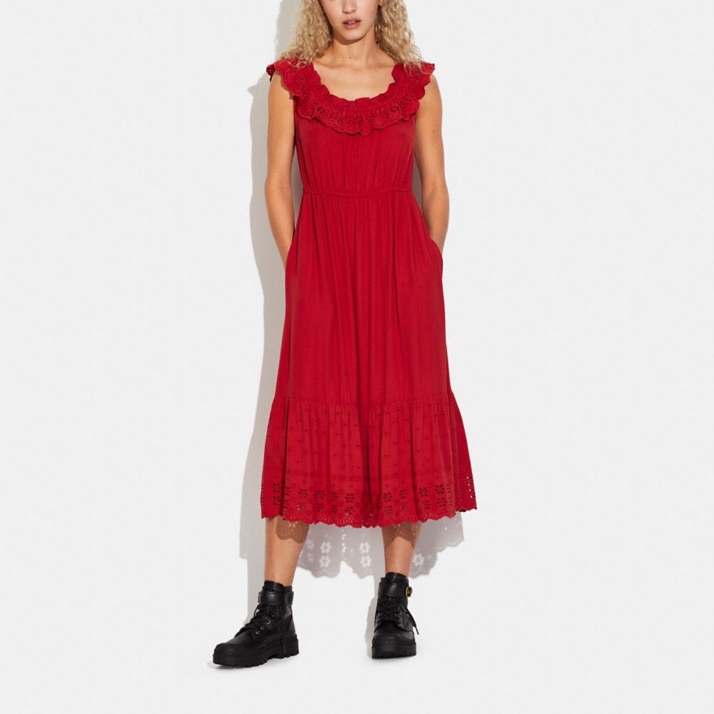 COACH®,ROBE SANS MANCHES À VOLANTS,Rouge véritable,Scale View
