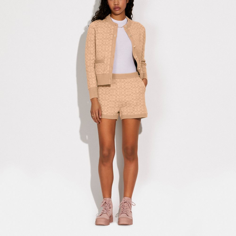 COACH®,SHORT SIGNATURE,Naturel,Scale View