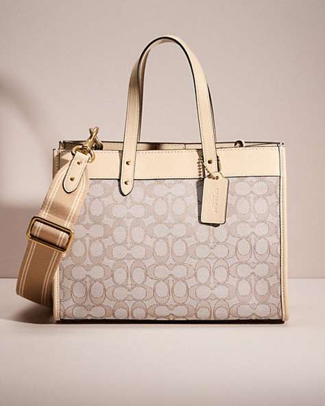 COACH®,RESTORED FIELD TOTE 30 IN SIGNATURE JACQUARD,Signature Jacquard,Large,Brass/Stone Ivory,Front View