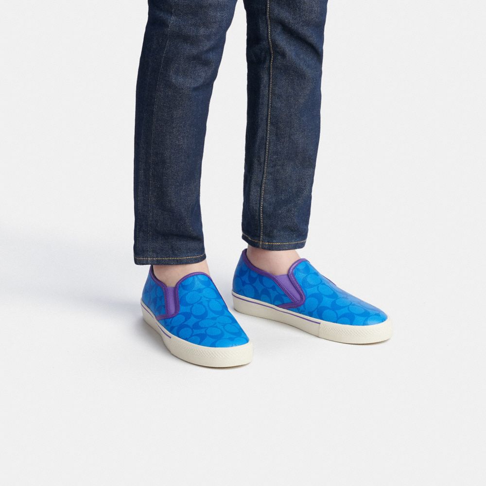 Slip on sales shoes blue