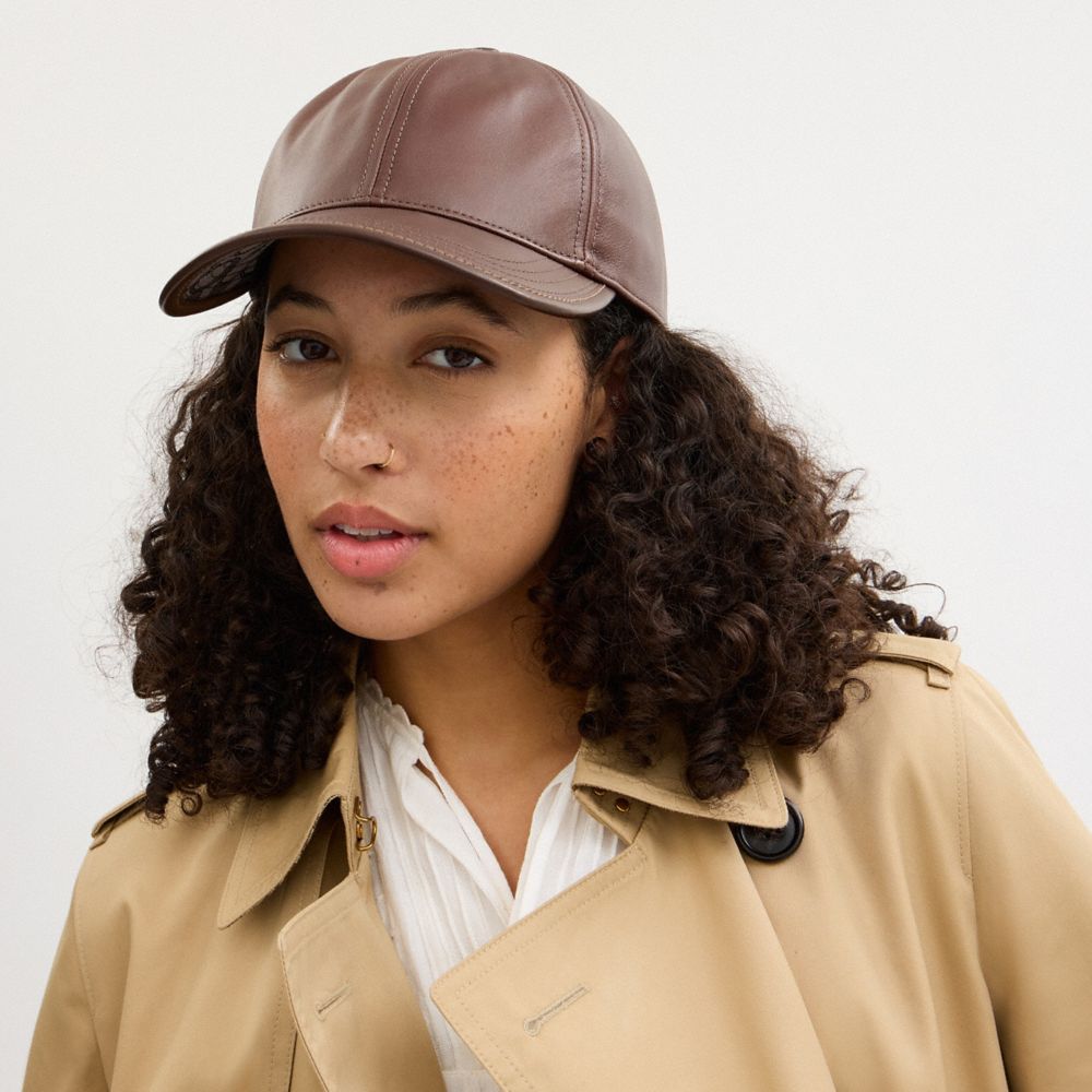 Coach In Maple