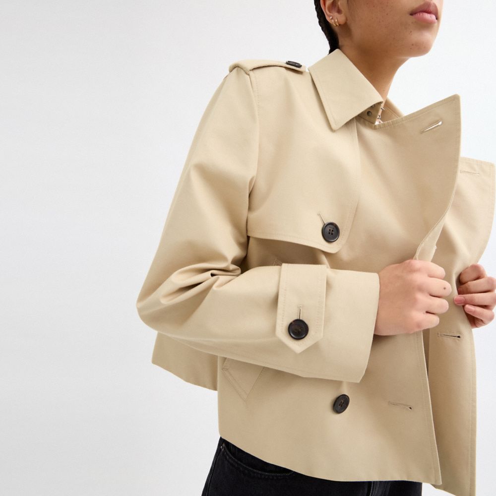 COACH®,TRENCH COURT,Kaki clair,Detail View