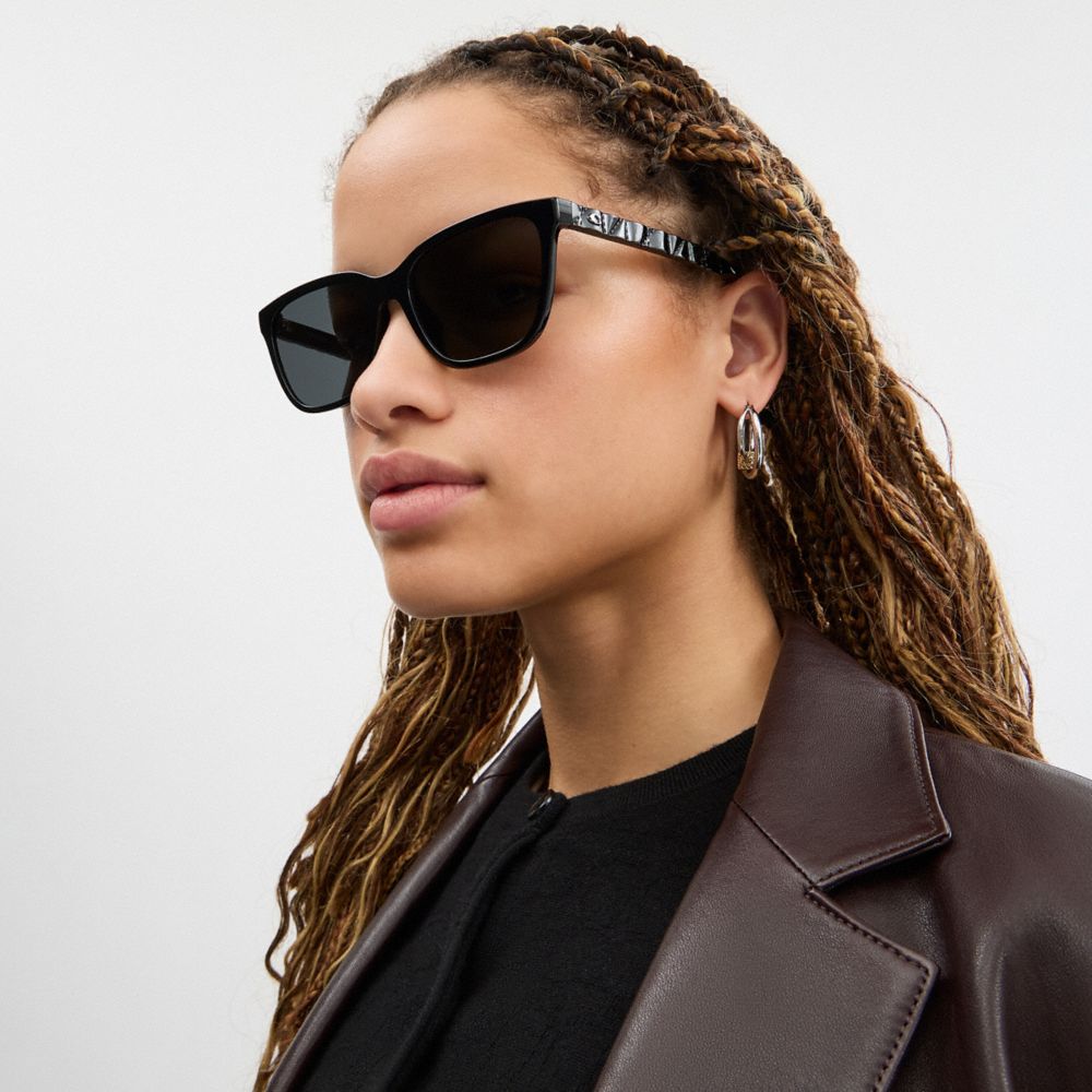 Coach Quilted Refined Square Sunglasses In Black