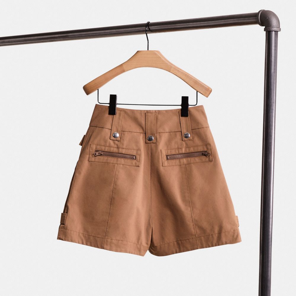 COACH®,Brun Pâle,Back View