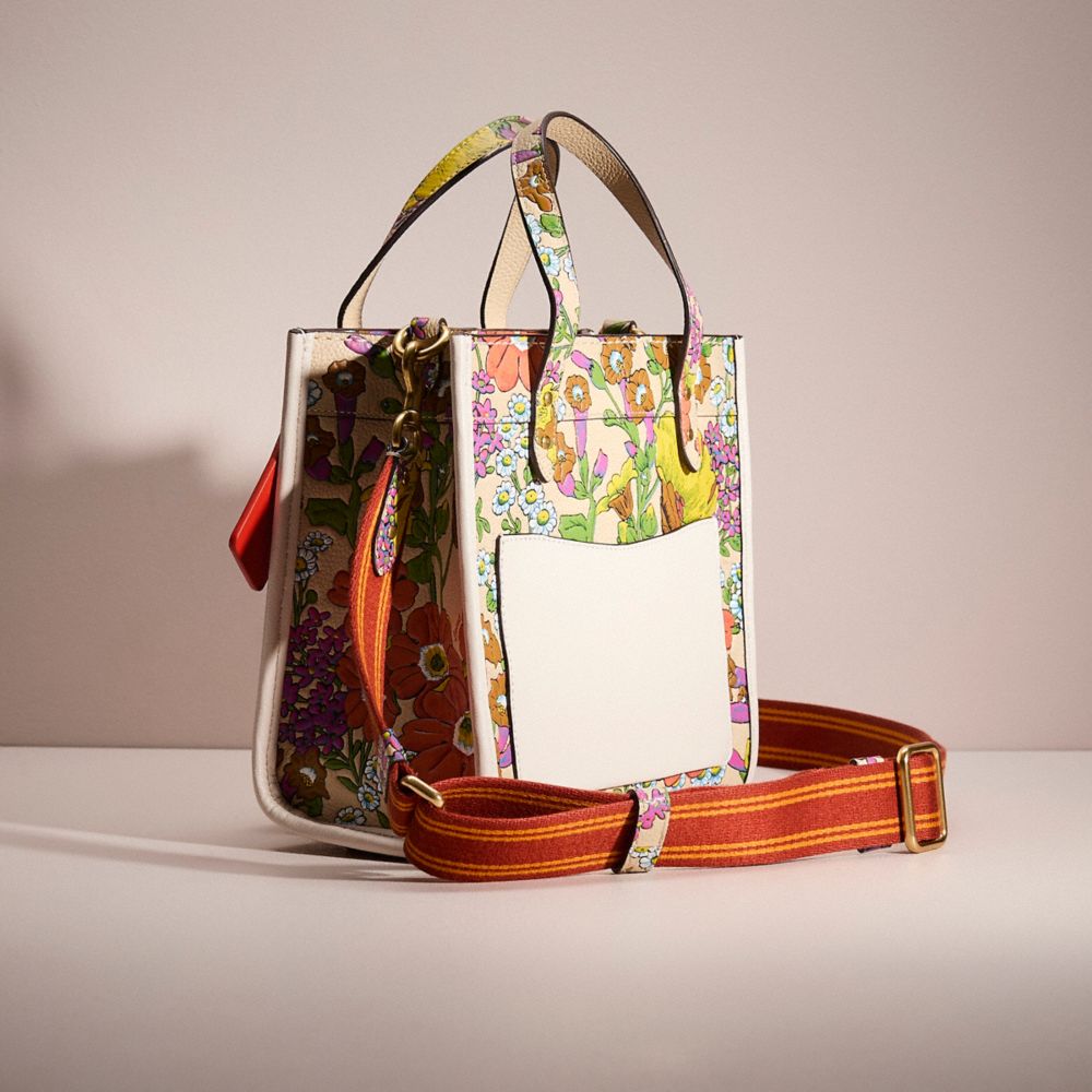 COACH®,Upcrafted Field Tote 22 With Floral Print,,Angle View