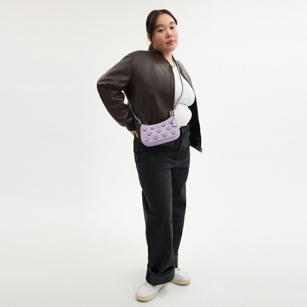 COACH®,MINI SAC BANDOULIÈRE TERI AVEC APPLIQUÉ FLORAL,Argent/Lilas