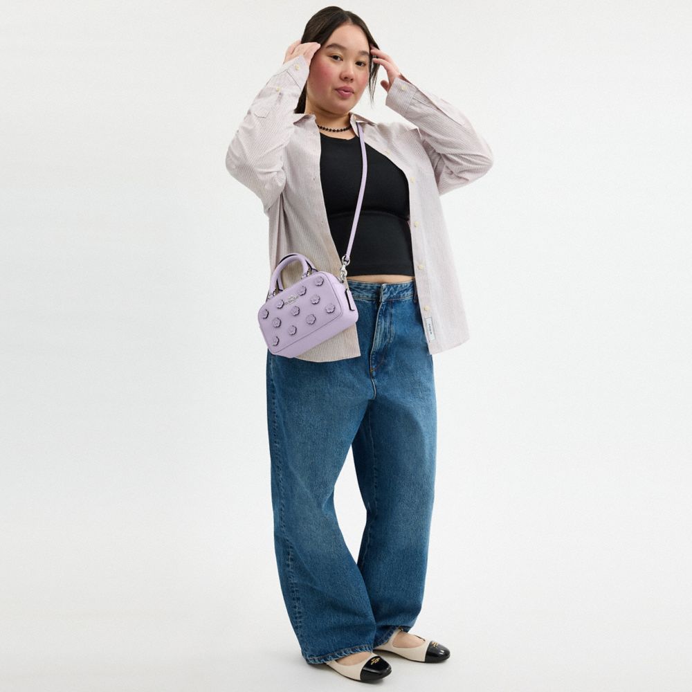 COACH®,サッチェル クロスボディ バッグ・フローラル アップリケ,ｼﾙﾊﾞｰ/ﾗｲﾗｯｸ