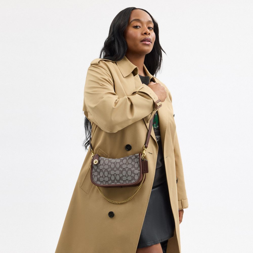 COACH®,Swinger Bag In Signature Jacquard,