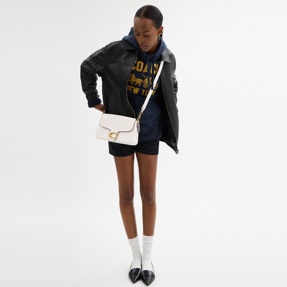 Coach In Brass/chalk