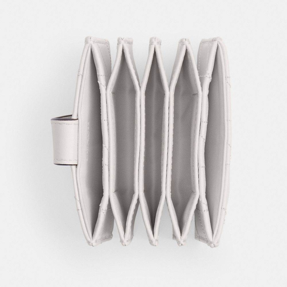 Coach Essential Multi Card Holder With Pillow Quilting In White