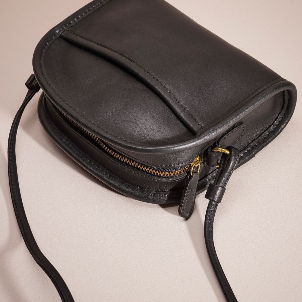 COACH®,Vintage Abbie Zip Bag,Crossbody,Casual,Black,Closer View