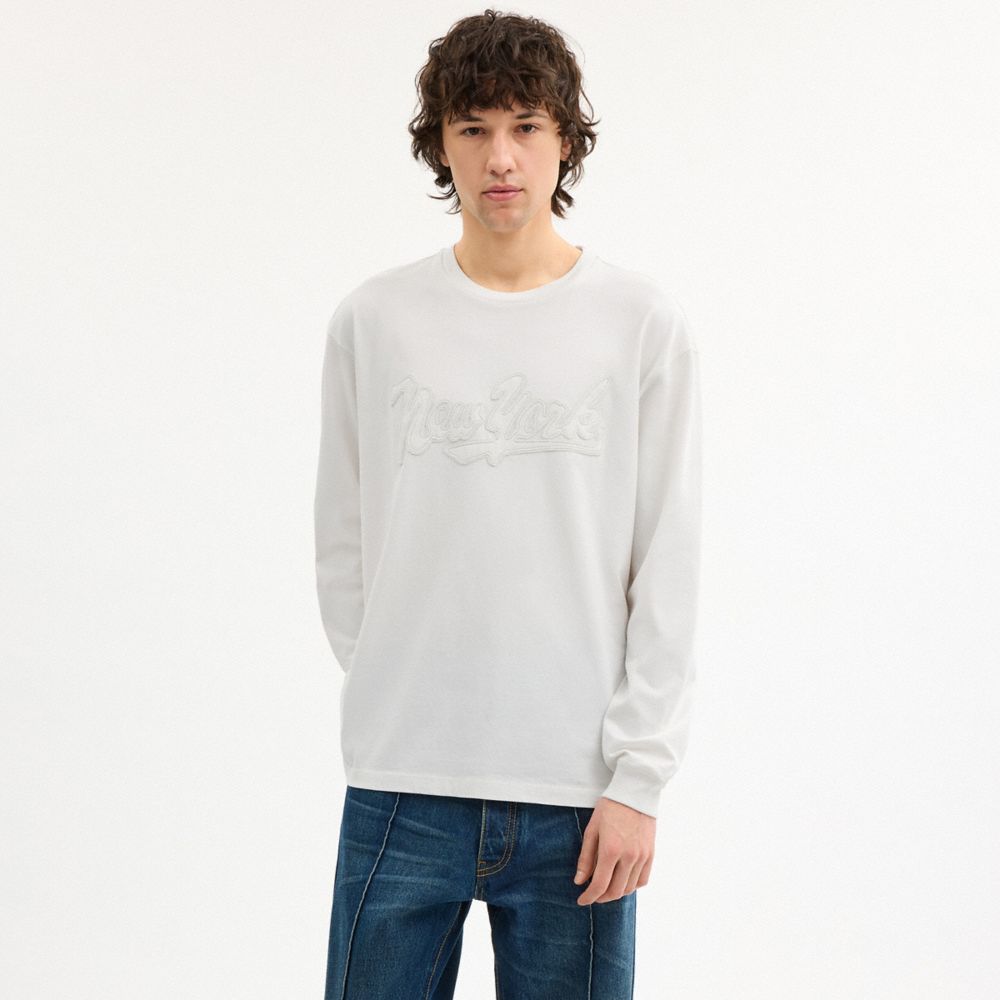 COACH®,ニューヨーク ロング スリーブ Tシャツ・オーガニック コットン,トップス＆ボトムス,ﾎﾜｲﾄ