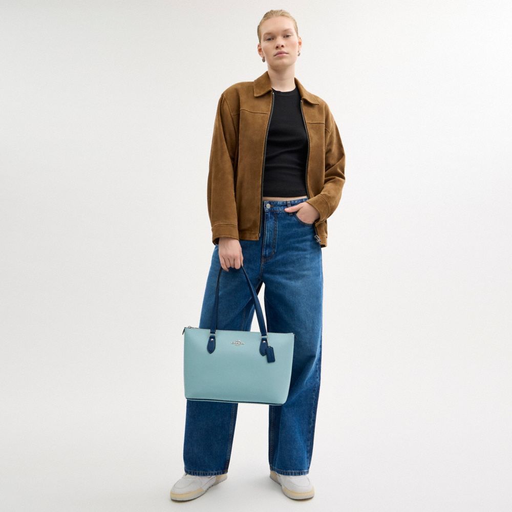 COACH®,Sv/Bleu Clair/Bleu Profond,Detail View