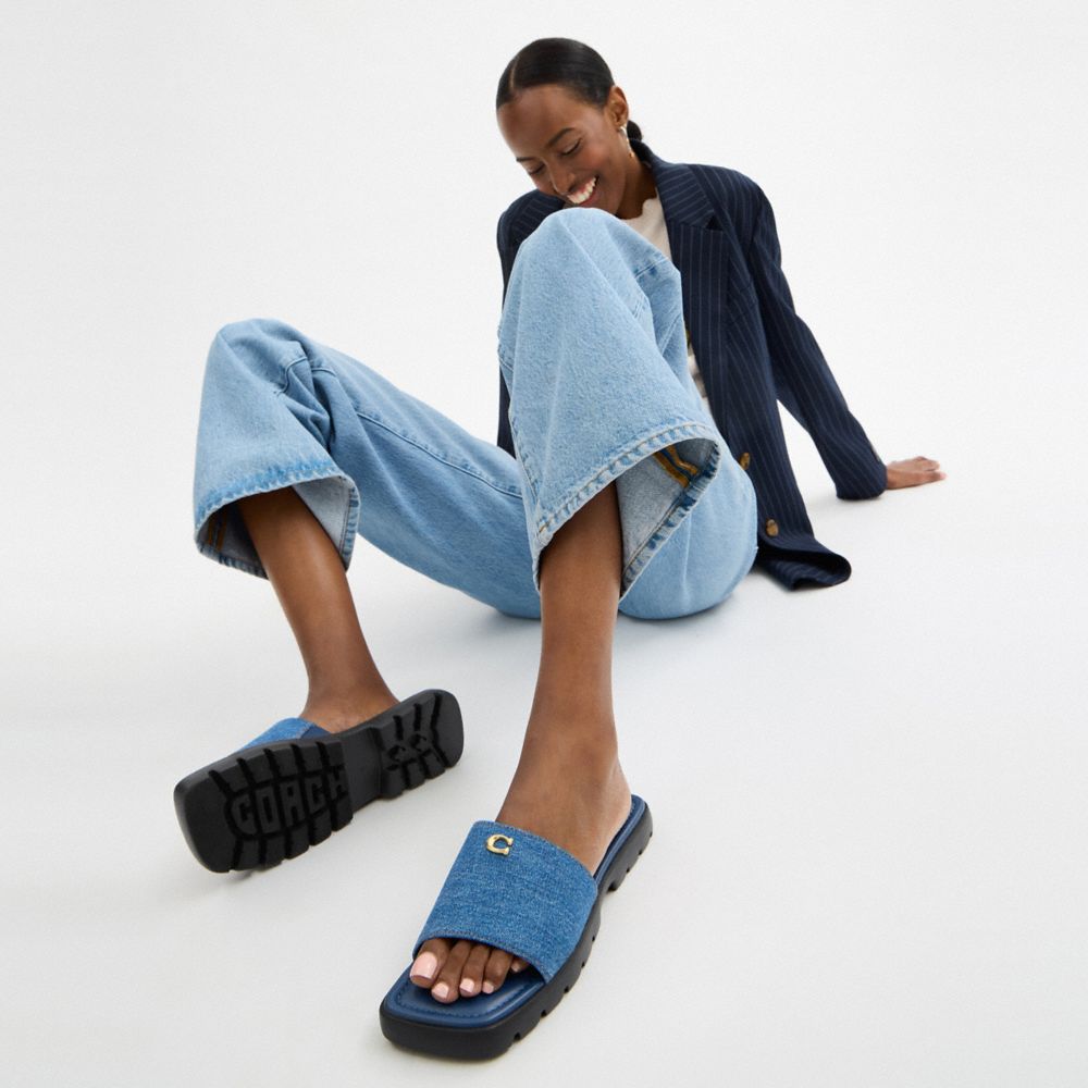 COACH®,FLORENCE SANDAL,Denim,Bleu Profond,Detail View