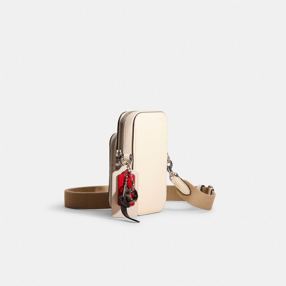 COACH®,Craie,Angle View