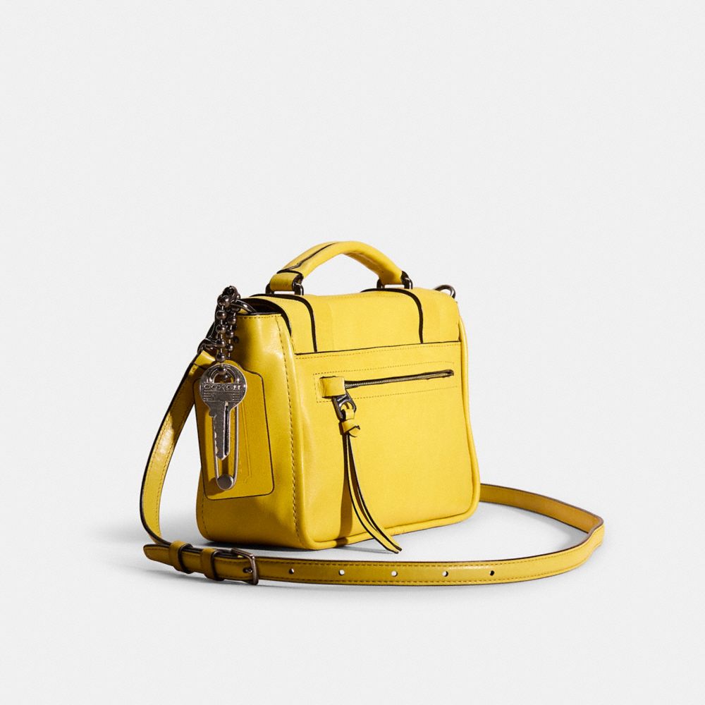 COACH Bleecker Courier Bagメッセンジャーバッグ