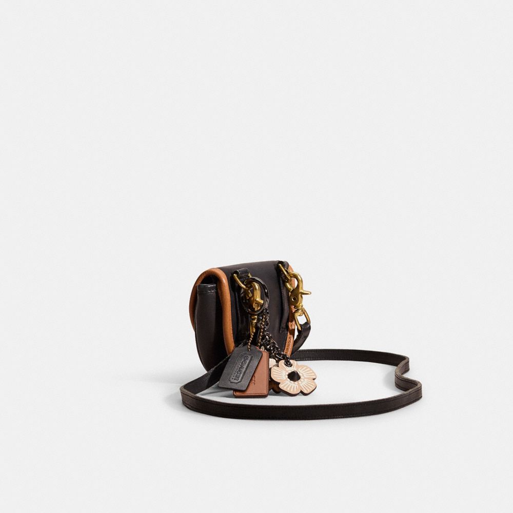 COACH®,Laiton/Noir,Angle View