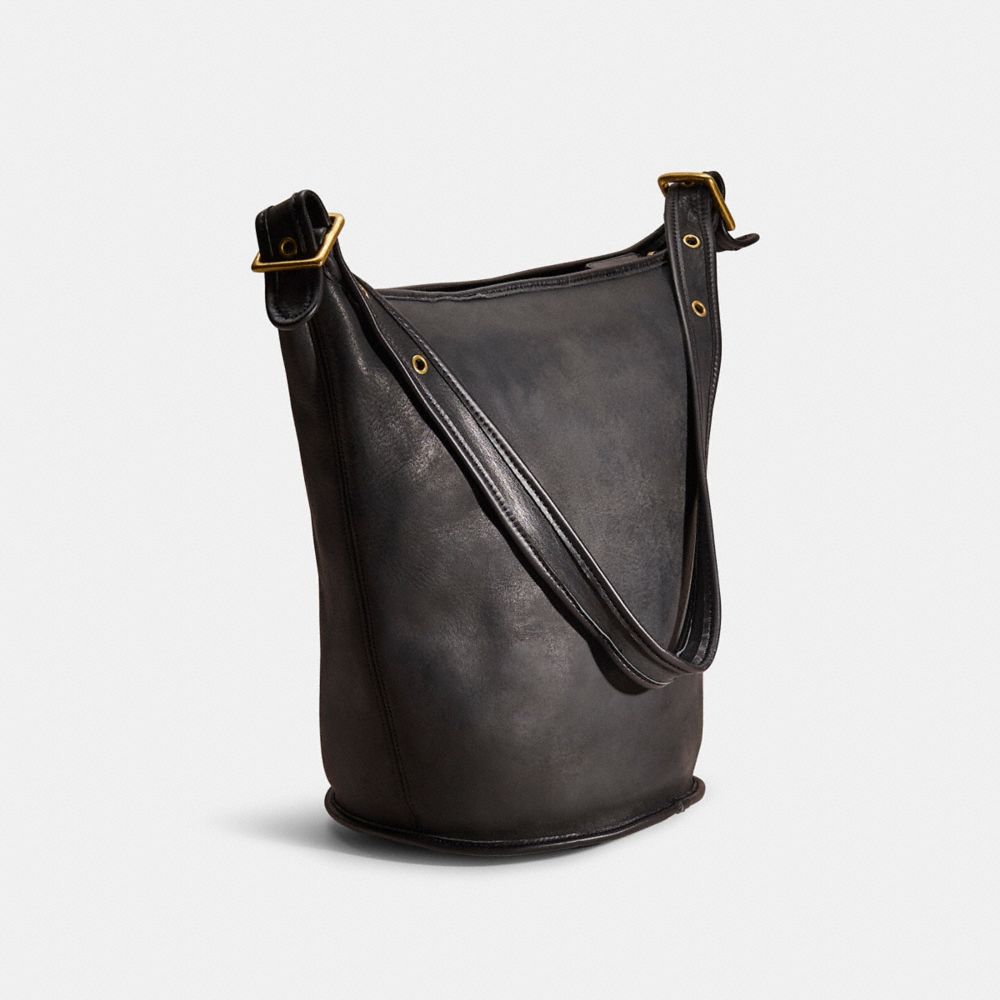 COACH®,Noir,Angle View