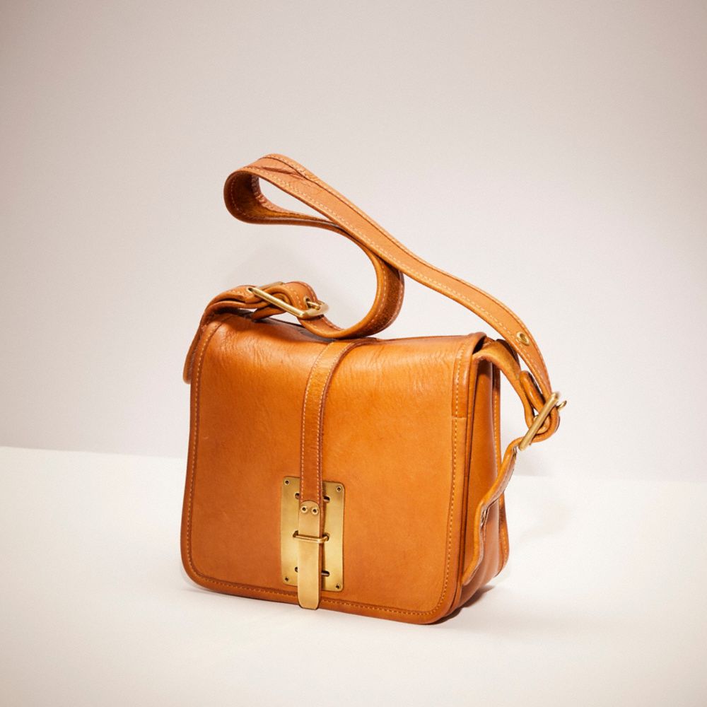 バッグ Vintage Coach Hasp Bag Lock Pre-Creed Vintage Coach Hasp Bag Lock Pre-Creed - メルカリ