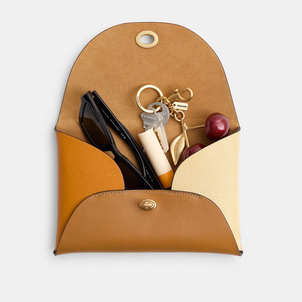 COACH®,Cuir,Jaune Multi,Inside View,Top View