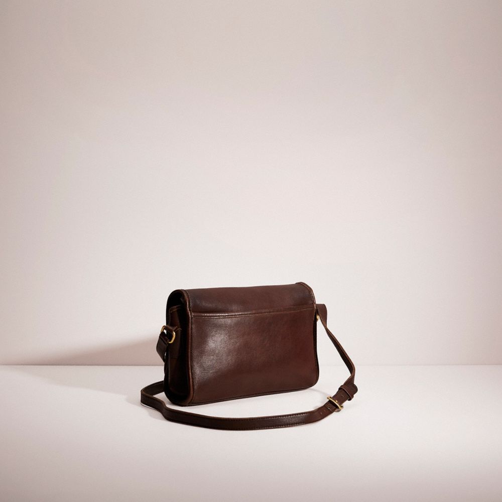 Vintage Ridgefield Flap