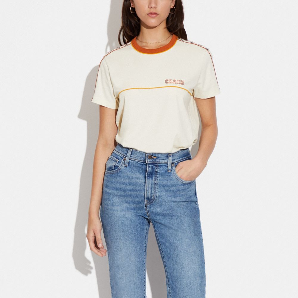 国内発送 すぐ【COACH】ヴァーシティ Tシャツ コットン100％ 国内発送 すぐ【COACH】ヴァーシティ Tシャツ コットン100
