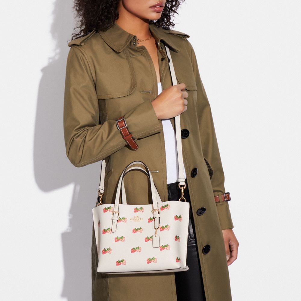 coach mollie tote 25 with strawberry print