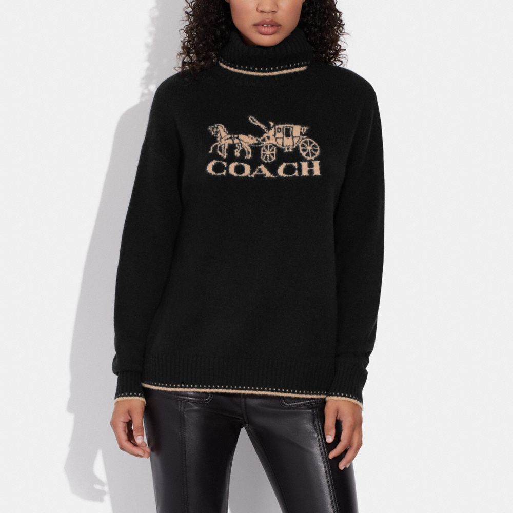 COACH®,オーバーサイズド ホース アンド キャリッジ タートルネック,トップス&ワンピース,ﾌﾞﾗｯｸ