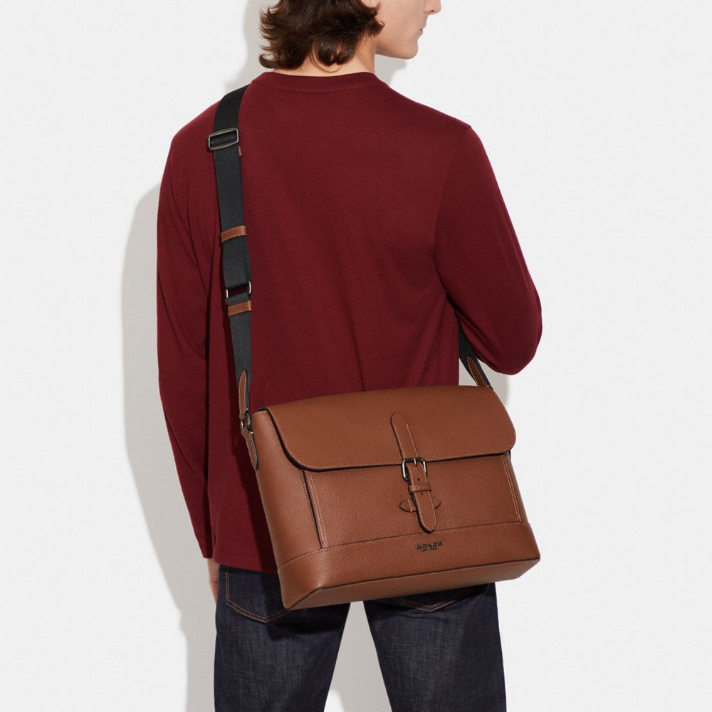 COACH Hudson Messenger