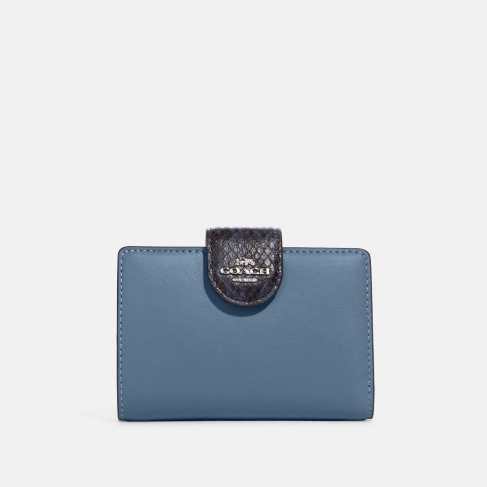 Medium corner discount zip wallet coach