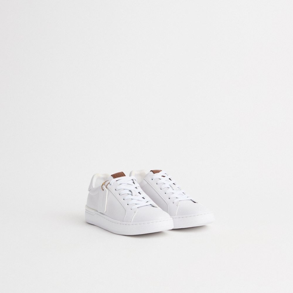 COACH®,Blanc,Angle View
