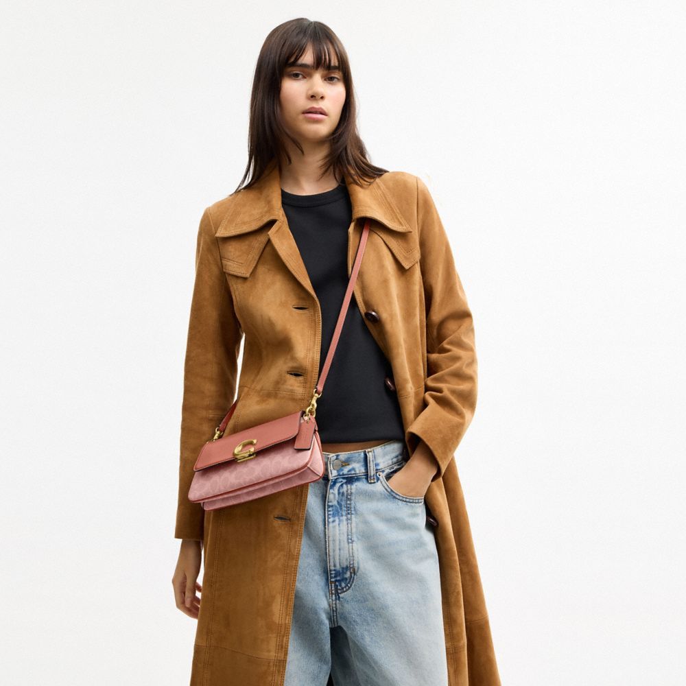 COACH®,Jet Shoulder Bag In Signature Canvas,Calfskin Leather,Canvas,Leather,Shoulder Bag,Metal,Logo,Lined,Brass,Day Party,Blush,Detail View