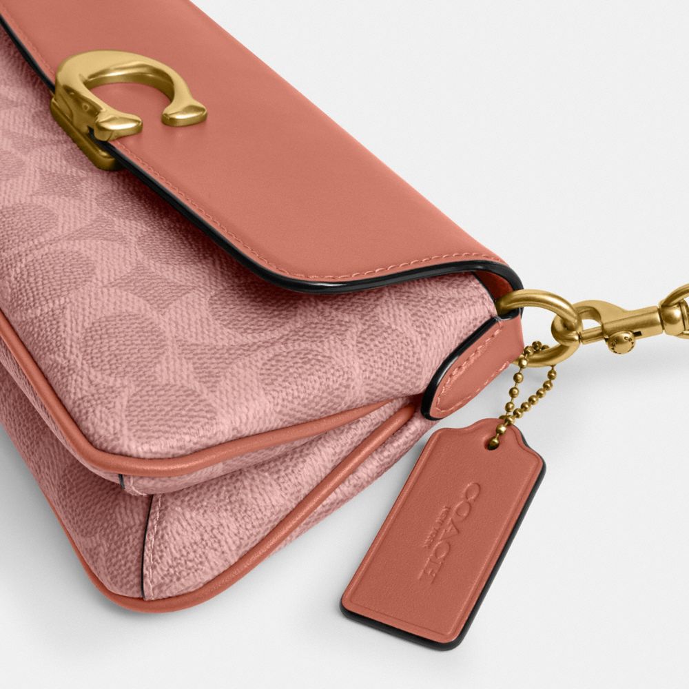 Jet Shoulder Bag Signature Canvas