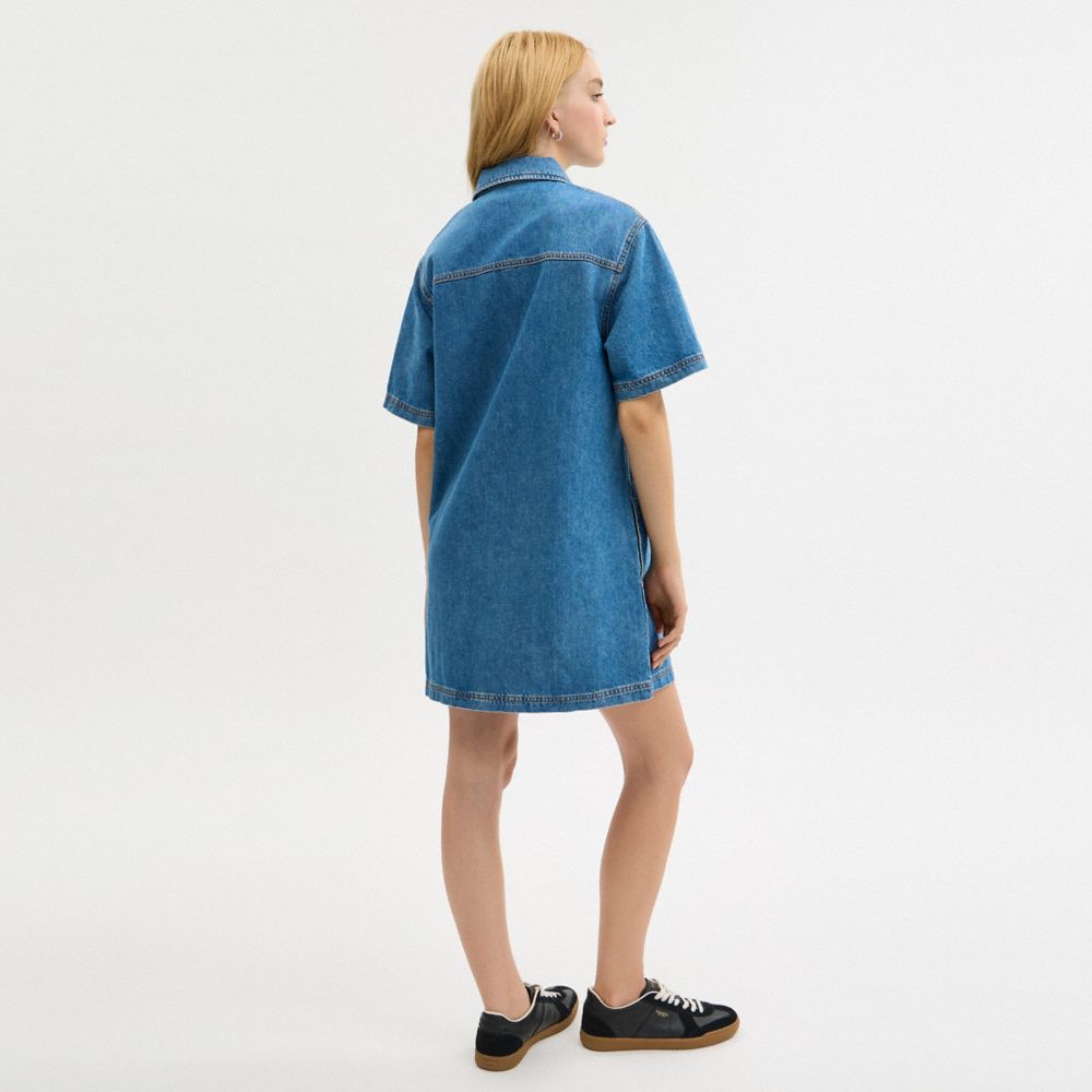 COACH®,ハート デニム シフト ドレス,トップス&ワンピース,ﾊﾄﾞｿﾝ ﾐﾃﾞｨｱﾑ ｳｫｯｼｭ