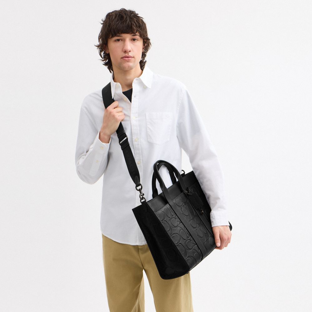 Мужские сумки Coach Wesley Tote In Maxi Signature Leather — фото 5