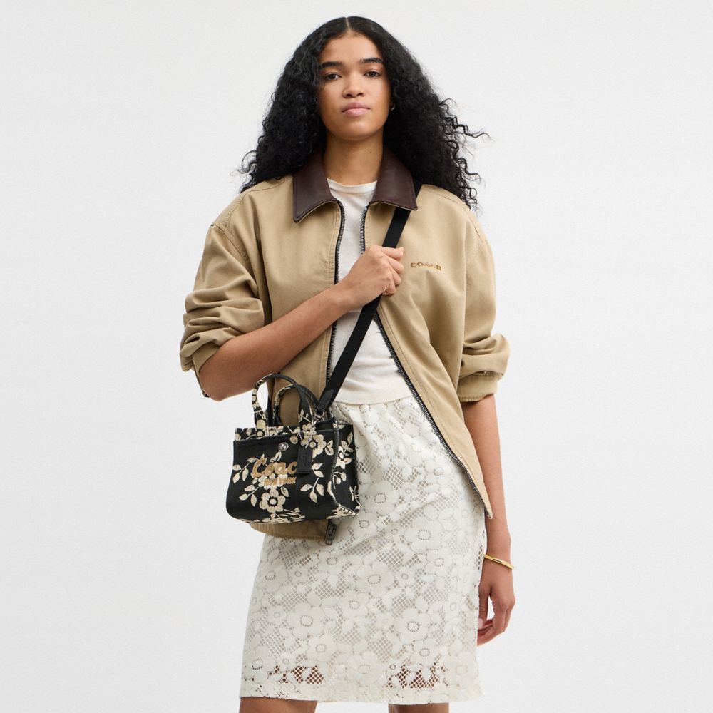 COACH®,Cargo Tote Bag 20 With Floral Print,