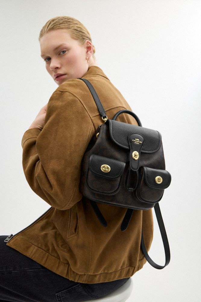 COACH®,Hadley Backpack In Signature Canvas,