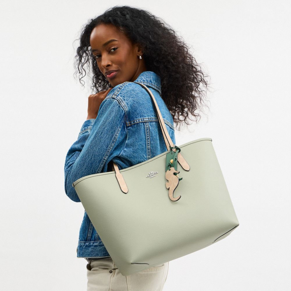 Coach City Tote Bag With Seahorse Charm International Shipping